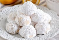 Powdered Lemon Puffs