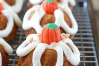 Sweet Autumn Pumpkin Toffee Bundtlets