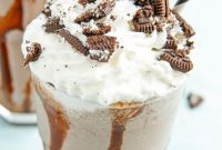 Delicious Homemade Cookies and Cream Milkshake