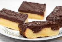 30 Delicious Sheet Cake Recipes