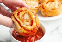 Pepperoni Pizza Swirls