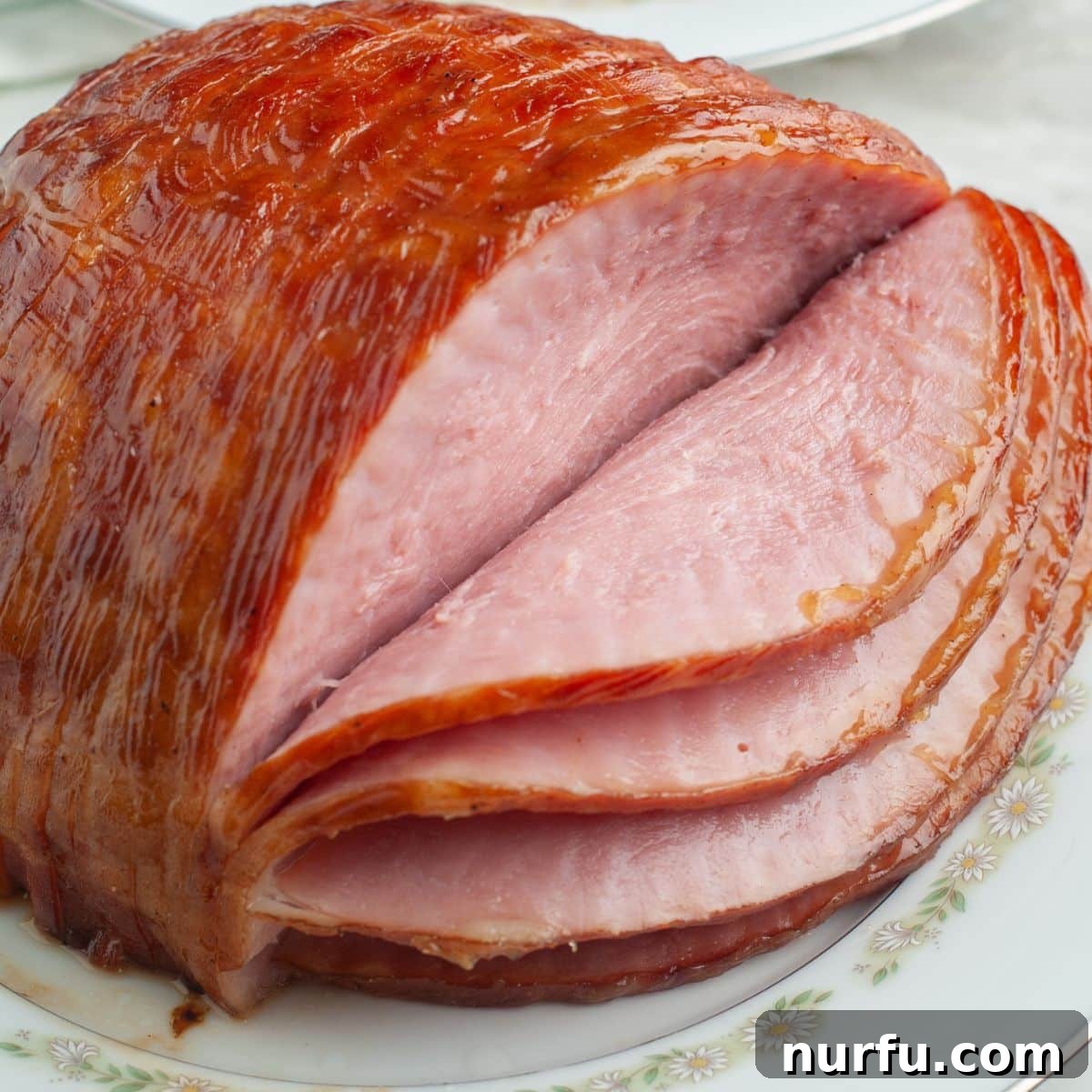 31 Perfect Side Dishes for Potato Salad 18 Baked ham on a plate.