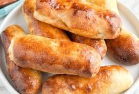 Cheesy Pepperoni Rolls