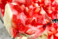 Strawberry Pudding Dessert Recipe: Creamy Berry Delight