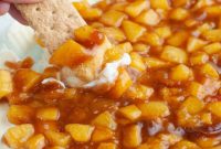 Creamy Peach Pie Dip with Cinnamon Graham Crackers