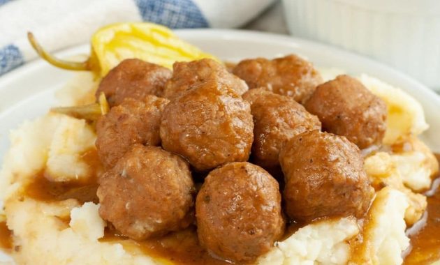 Classic Mississippi Meatballs with Tangy Pepperoncini Sauce